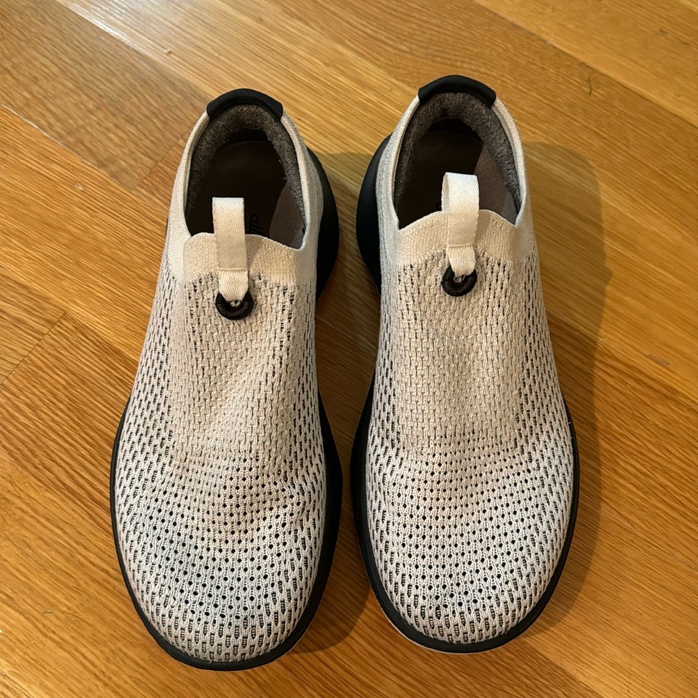 AllBirds women’s active wear shoes